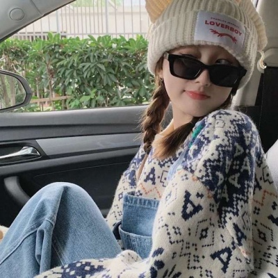 流行2025女生头像照片