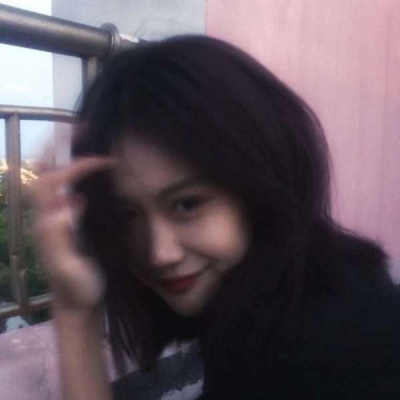 头像图片2025最自然女真人
