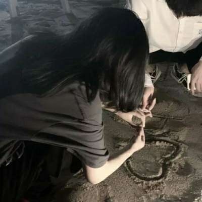 2025年抖音网红情侣头像