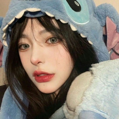 2025真人美女头像