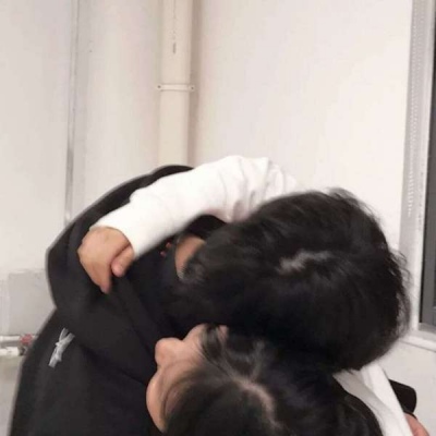 一左一右微信情侣头像