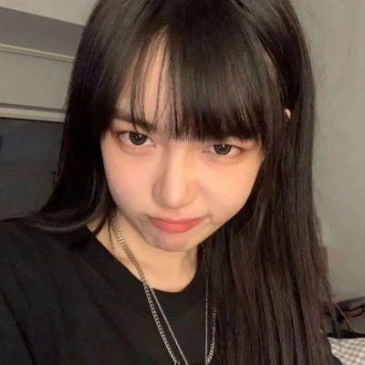 美丽动人真人女生微信头像