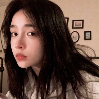 2025微信头像网红美女照片