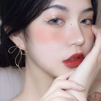 美丽动人真人女生微信头像