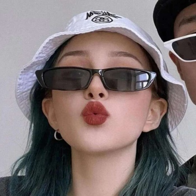 2025女生真人好看微信头像