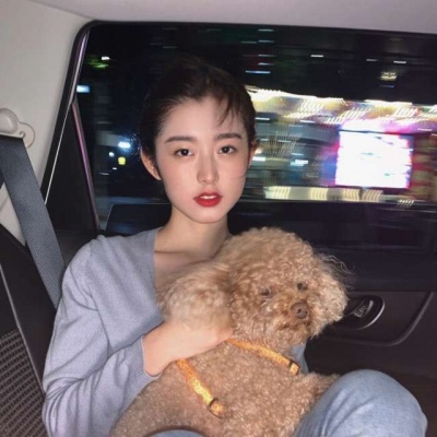 流行2025女生头像照片