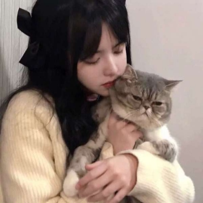 适合女生2025最火的头像图片