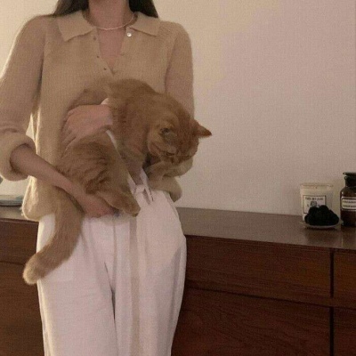 2025微信头像图片成熟稳重女