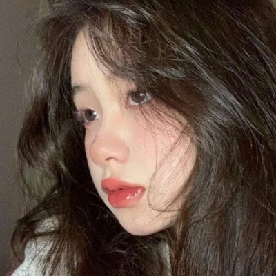适合女生2025最火的头像图片