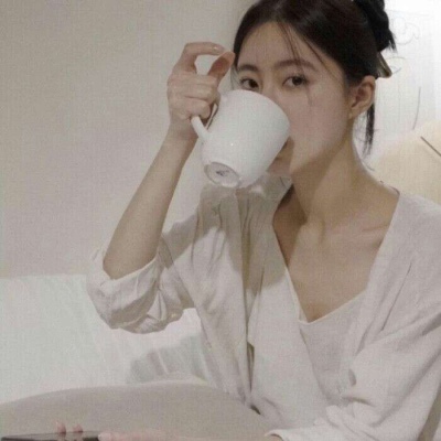 2025微信头像图片成熟稳重女