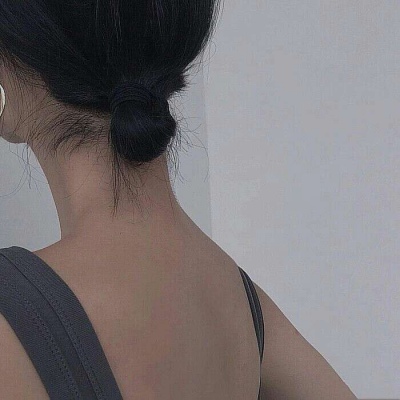 2025微信头像图片成熟稳重女