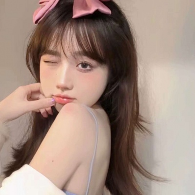 抖音2025最火头像女生高清照片