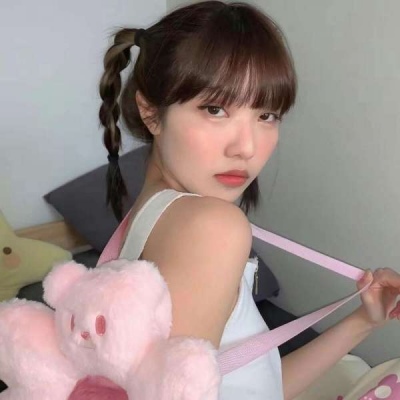 2025年超火女头像图片
