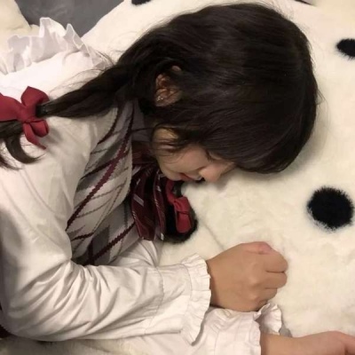 适合女生2025最火的头像图片