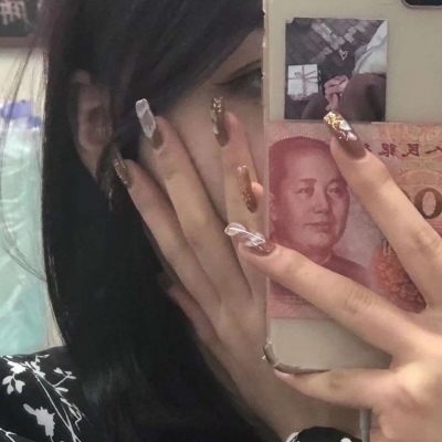 2025爆火头像女生图片