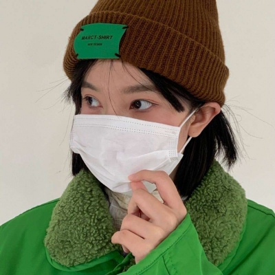 qq头像2025最新款女生图片
