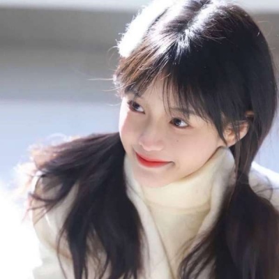 2025最火女生真人头像照片
