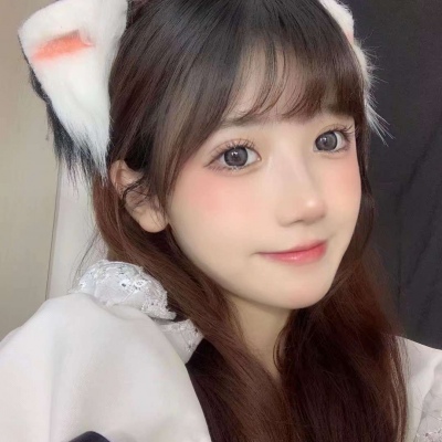 抖音2025最火头像女生高清照片