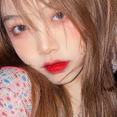 超好看的真人头像女生2025高清图片