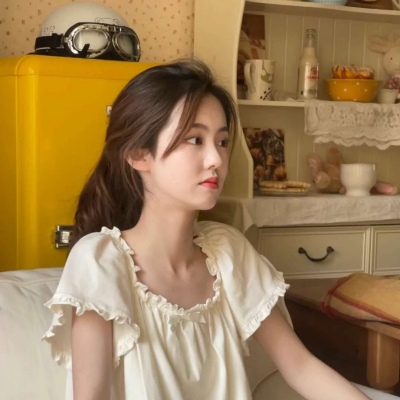 微信头像女生神明真人图片