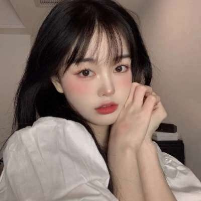 神明女生真人头像图片