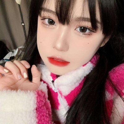 大气有格局微信头像女成熟唯美图片