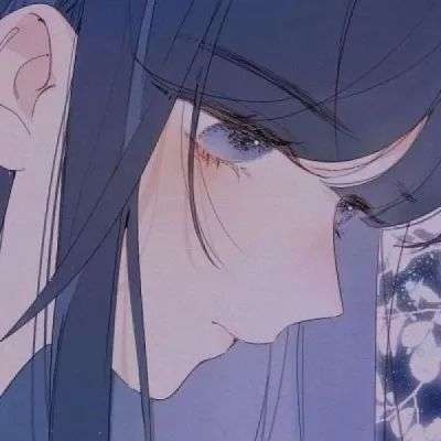 2025最火女头动漫图片