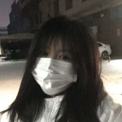 2025头像女图片最火真人