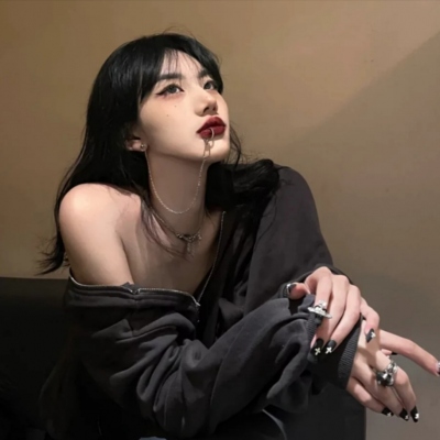 2025最火女头优质照片