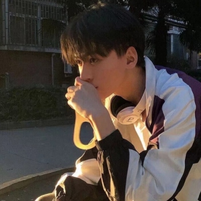 2025年最新版微信头像男