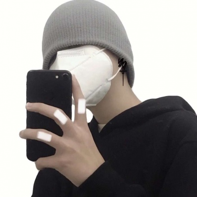 2025潮流男微信头像图片