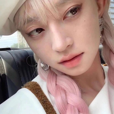 qq头像女2025最新版潮流图片