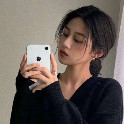 2025时尚微信头像女生高清图片