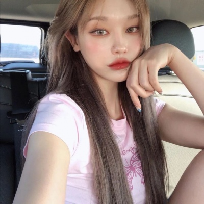 2026最火霸气高冷风女生微信头像