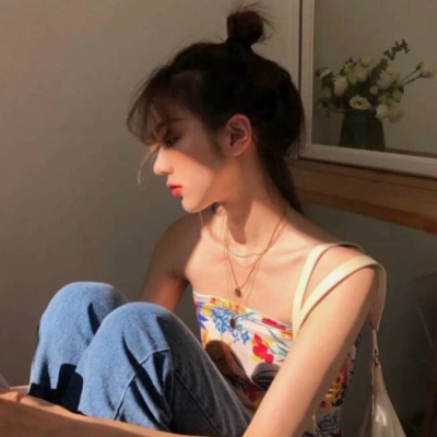 2025最潮女头图片