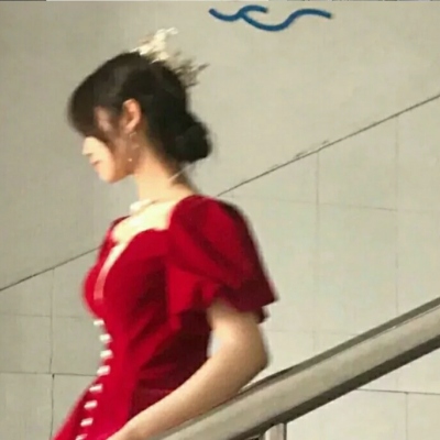 2025最火稀有的女头像图片
