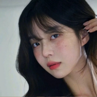 2025年温柔女头真人仙气图片