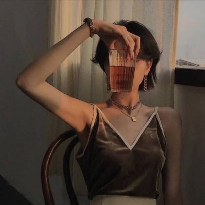 2025最潮女头图片