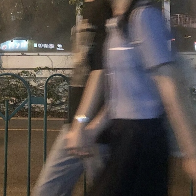 情侣头像超甜2025一左一右双人图片