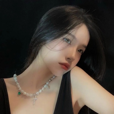 女头2025高冷真人图片