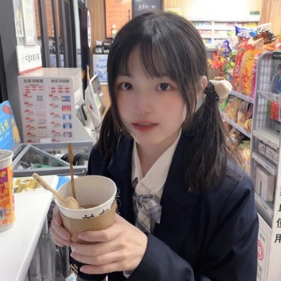 女生微信头像2025最火爆图片