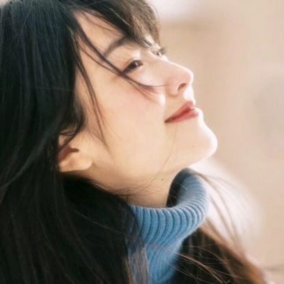 2025最美女生头像图片