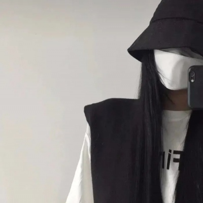 情侣头像一人一半左右真人