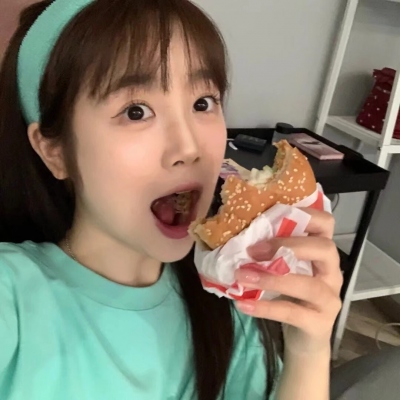 微信头像女生简单气质2025图片