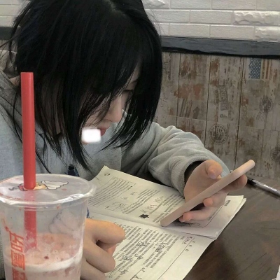 女生微信头像真人图片2025最火爆