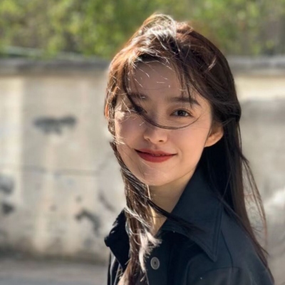 抖音头像图片2025最火爆女生真人
