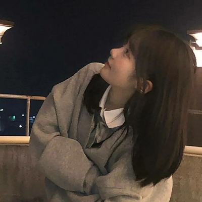 抖音头像图片2025最火爆女生真人