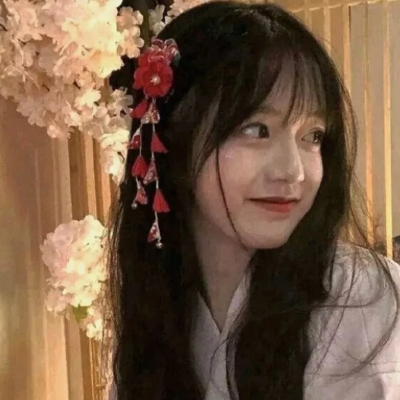 2025最新头像女生潮流图片