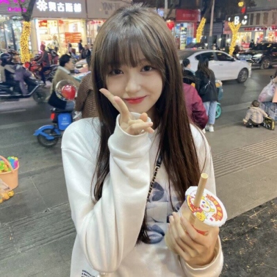 女生微信头像2025最火爆图片