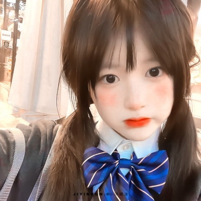 2025闺蜜头像单人多张图片
